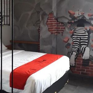 Reddoorz Plus @ Doorman Guest House